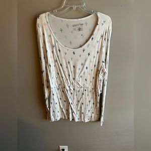Latched Mama cactus 1X FLAWED nursing breastfeeding tee